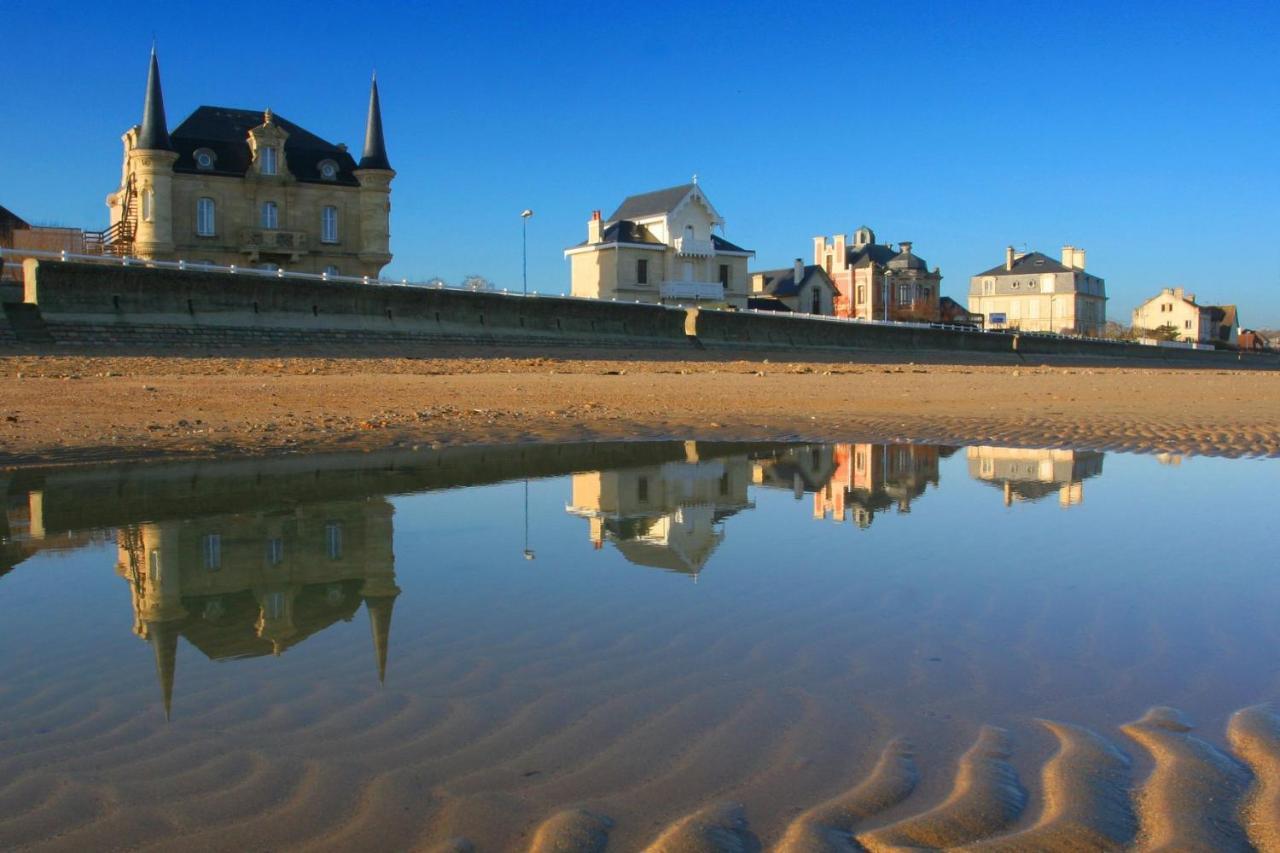 Les Combles De L Aure Grand Studio Cosy Confortable Classe 3 Etoiles Centre Bayeux 2 Mn A Pied Cathedrale Proche Plages Du Debarquement Eksteriør billede